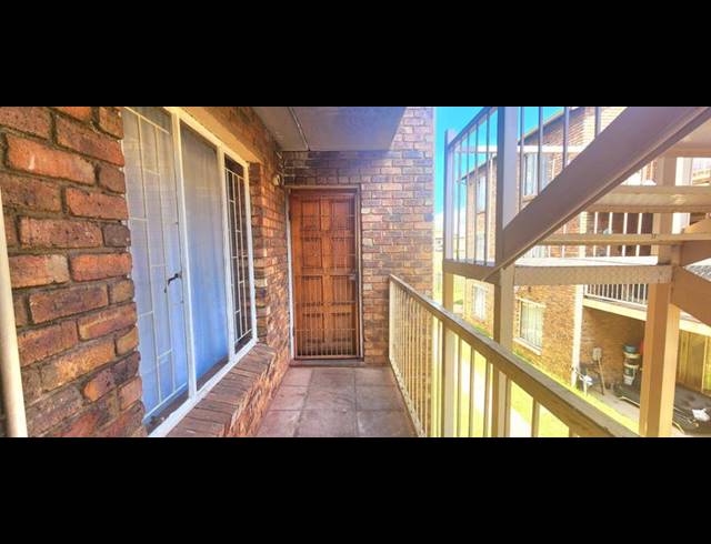 3 BEDROOM APARTMENT FOR SALE IN ELSPARK